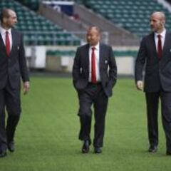 Jones incluye siete debutantes en la lista de Inglaterra