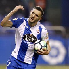 Lucas Pérez termina con la maldición desde los once metros