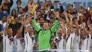 Champions League (2013 y 2020) y Campeón del Mundo con Alemania en 2014.