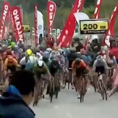 Hace pensar en las peores imágenes: fíjense en la parte izquierda del sprint