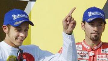 <b>VIEJOS TIEMPOS. </b>Rossi y Biaggi, juntos en un podio.