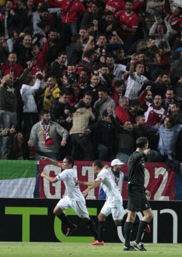 1-1. Bacca celebró el gol del empate.