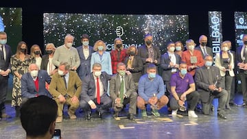 Los premiados, en el Campos Elíseos