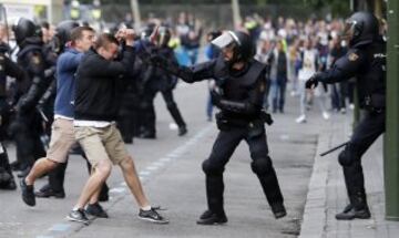 Los seguidores del Legia la lían en las calles de Madrid