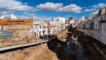 Una zona afectada por la DANA, a 2 de noviembre de 2024, en Chiva, Valencia, Comunidad Valenciana (España). Más de 200 voluntarios de Protección Civil de toda España están participando en las tareas de emergencia como consecuencia de la DANA que el pasado 29 de octubre afectó a la provincia de Valencia. La cifra de fallecidos por el temporal es más de 210, y desde ayer, 1 de noviembre, se ha restringido el acceso con vehículos privados a los municipios afectados.
02 NOVIEMBRE 2024;MUNICIPIOS;AFECTADOS;DANA;TEMPORAL;MUERTOS
Carlos Luján / Europa Press
02/11/2024