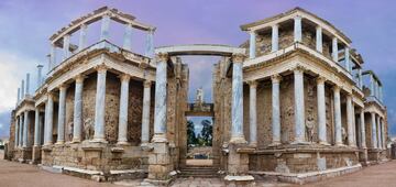 En la foto, vista del Teatro Romano de Mérida. 