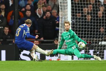 El colombiano fue una de las figuras en la victoria de los Reds 0-1 sobre Chelsea en Wembley. Cuarto título de Lucho en Inglaterra.