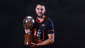 El Canarias no iguala la oferta y Mike Tobey vuelve al Valencia