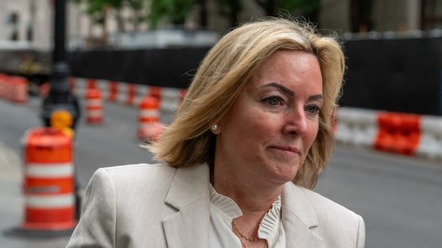 Esta es la psicóloga experta que ha testificado en los juicios de P. Diddy, Johnny Depp y R. Kelly