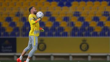 David Ospina durante un entrenamiento con Al Nassr en Arabia Saudita.