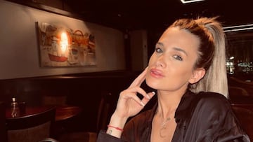 Pareja de Rodrigo De Paul y madre de sus dos hijos: Francesca y Bautista. En las 迆ltimas semanas ha tenido que hacer frente a un sinf赤n de rumores sobre su relaci車n, el 迆ltimo que el jugador ha iniciado un romance con Tini Stoessel.