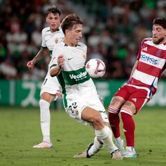 Affengruber ya tira de galones en el Elche