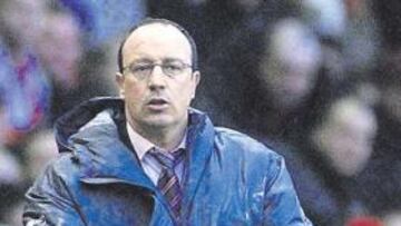 <b>SÓLIDO. </b>Rafa Benítez ha logrado que su Liverpool sea muy difícil de batir.