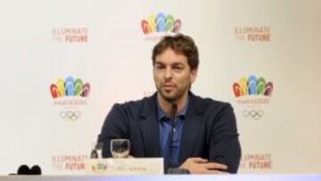Pau Gasol atendió las preguntas de la prensa.