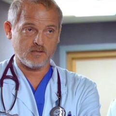 La nueva vida de Antonio Zabálburu (doctor Sotomayor en ‘Hospital Central’): “Cuando quise volver, ya tenía otras necesidades”