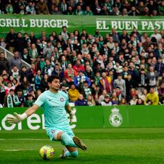 Mboula le da al Racing el mejor regalo de cumpleaños: la victoria