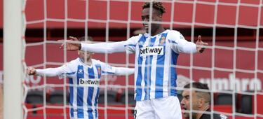 La sonrisa de Dimata