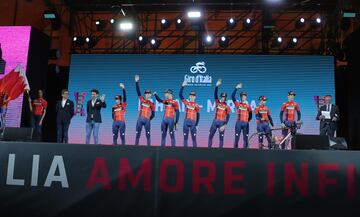 Bahrain Merida Pro Cycling Team. 