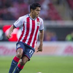Chivas pierde al “Chapo” Sánchez por tres semanas