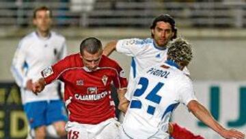 <b>DE PENA. </b>El Murcia naufragó ante un buen Zaragoza.