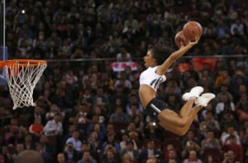 Actuación en el partido de baloncesto de la NBA Global Games entre Sacramento Kings y Brooklyn Nets