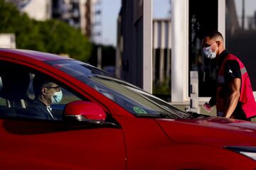 Miguel Corredera (Delegado de LaLiga) llegando a la Ciudad Deportiva del Fútbol Club Barcelona.