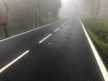 La curva de la ca¨ªda en la Itzulia 2024 est¨¢ reasfaltada y repintada
