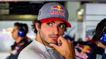 Oficial: Carlos Sainz correr¨¢ con Renault desde Estados Unidos