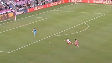 Falcón protagoniza una de las jugadas más insólitas del fin de semana: no lo podía creer