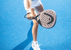 La pala de pádel que mejorará tus remates en 2026 está en Amazon, arrasa por su calidad-precio y baja (por fin) de los 75 euros