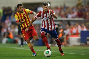 
Firmado en el verano de 2013 por siete millones desde el Rayo para complementar la delantera, que contaba con Diego Costa y Villa, apenas disputaría once partidos como rojiblanco, marcando en Champions contra el Zenit, antes de salir cedido al Betis. Pese a ello, el título de campeón de aquella Liga está en su vitrina. No volvería a vestir la camiseta del Atlético, enlazando cesiones al Rayo y Villarreal antes de salir traspasado al Espanyol.
