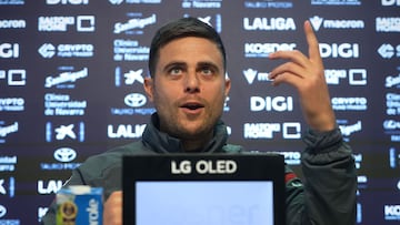 Lisci durante una rueda de prensa.