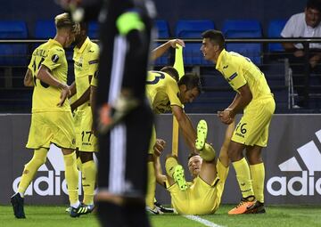 3-1. Denis Cheryshev celebró el tercer gol.