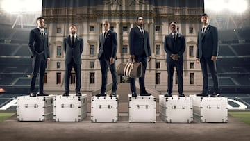 Militao, Carvajal, Mbapp, Bellingham, Vinicius y Courtois posan con el nuevo traje. 