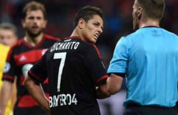 Los rostros de Javier Chicharito Hernández tras marcar su primer gol con el Bayer Leverkusen en Champions