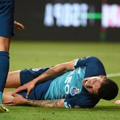 'Tecatito' asiste, Mateus Uribe anota y el colombiano se lesiona