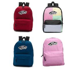 Encontramos la mochila Vans Realm en 25 colores y con espacio para guardarlo todo