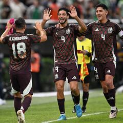 Raúl Jiménez, feliz de mostrar en Selección su gran nivel