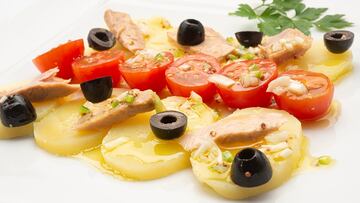 La ensalada de patata y atún de Karlos Argui?ano.