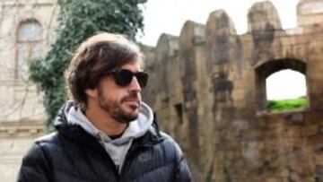 Alonso, ante las murallas de Baku.