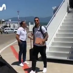 Caras muy serias en la Selección y Rubiales a la llegada a Sochi