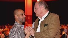 Pep Guardiola y Uli Hoeness, en una imagen de archivo.