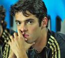 Wenger medita pedirle al Madrid la cesión de Kaká