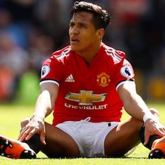 Aburrido, solo e ignorado: así es la vida de Alexis en el United