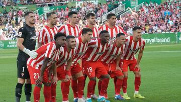 07-10-23. ALINEACIÓN DEL SPORTING FRENTE AL RACING DE SANTANDER EN EL SARDINERO.