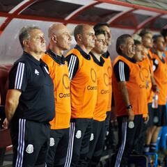 En Panamá se guardó un minuto de silencio por fallecimiento de Jorge Vergara