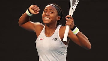 Coco Gauff celebra su victoria ante Naomi Osaka en el Open de Australia 2020.