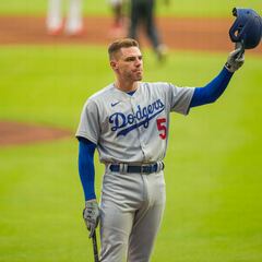 Freddie Freeman gets a warm welcome and a World Series ring in return to Atlanta