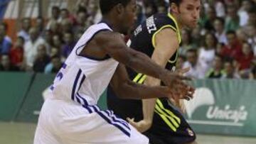 <b>DE VUELTA. </b>Rudy jugó de nuevo con el Madrid nueve meses después.