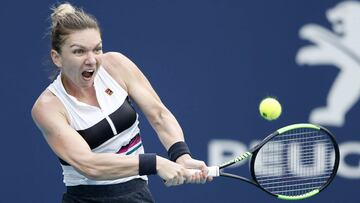 Halep sufre, pero sigue en la pelea por el número uno